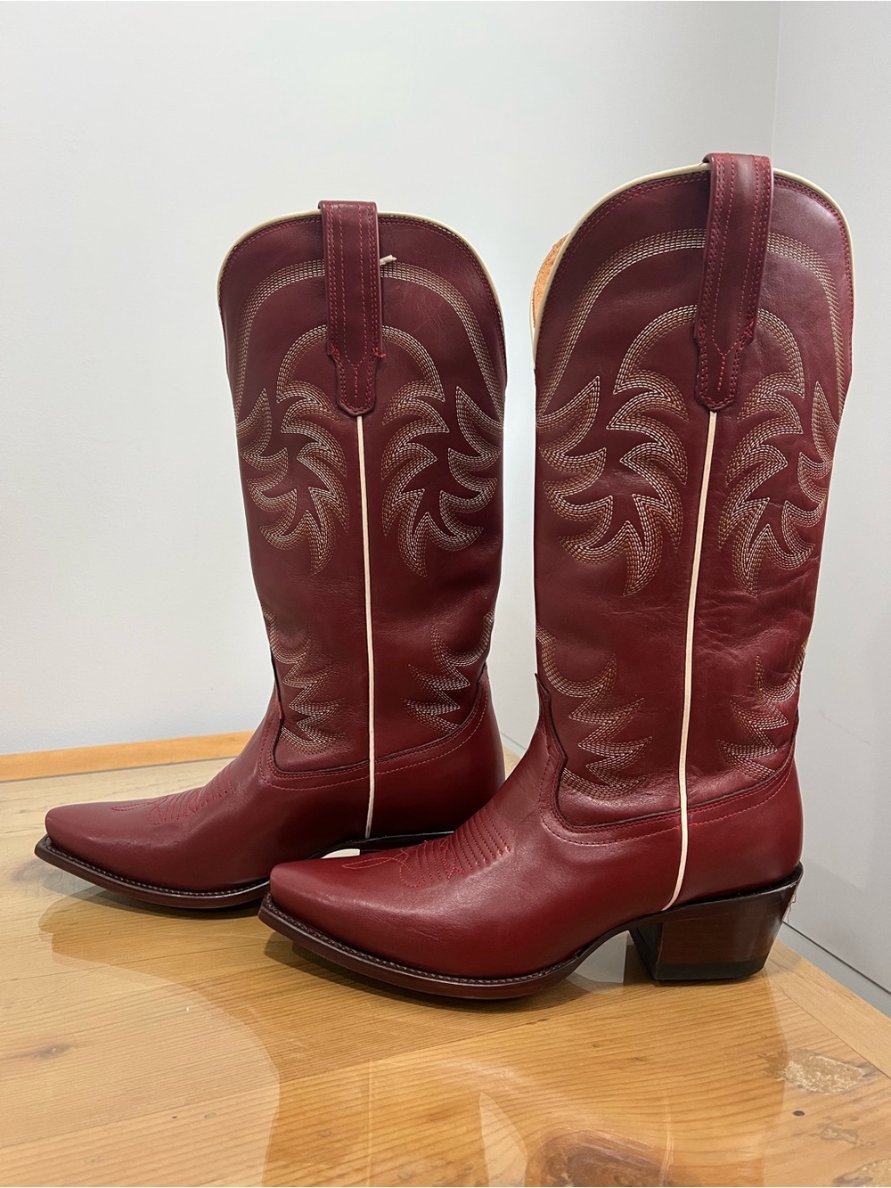 Tecovas The Annie Scarlet red Embroidered Leather Western Boots US 8.5